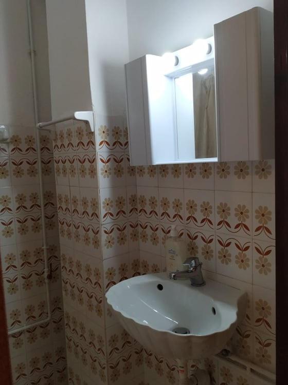 Nancy'S Rooms Gouvia Ngoại thất bức ảnh