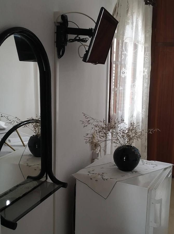 Nancy'S Rooms Gouvia Ngoại thất bức ảnh